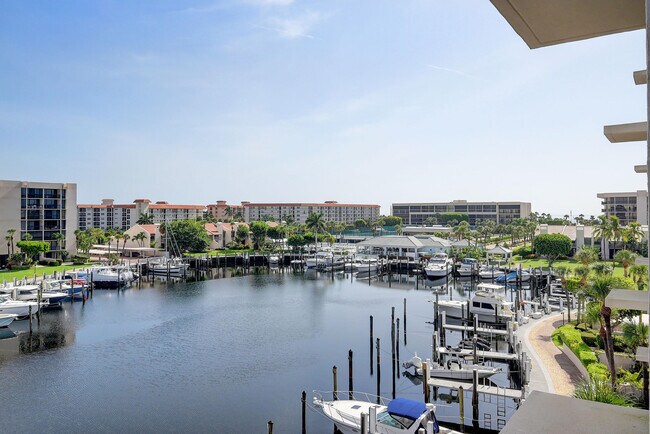 Foto del edificio - 2687 N Ocean Blvd