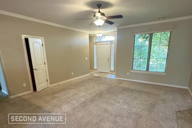 Building Photo - 11100 Arbor Lake Dr