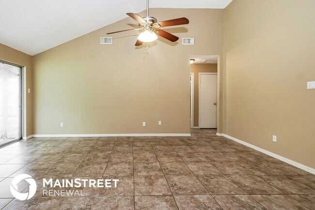Foto del edificio - 16010 Sweet Fern St