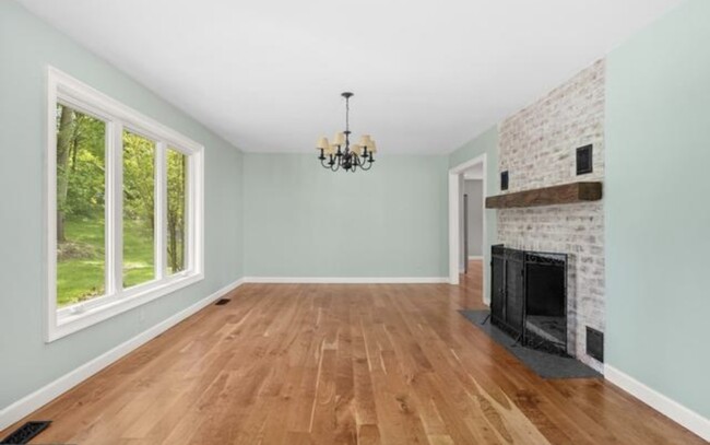 Dining room - 7432 Clifton Rd