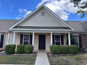 Building Photo - 182 Orchard Way