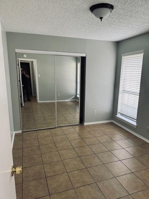 Foto del edificio - 5313 Riverport Dr
