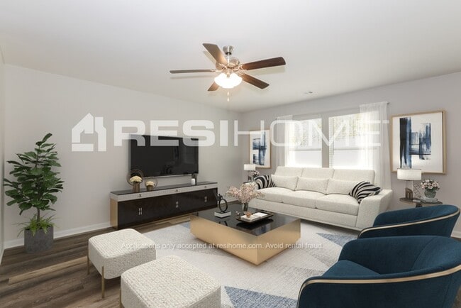Building Photo - 21 Remington Ln