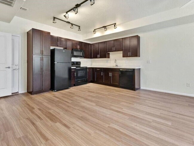 Foto del edificio - 9488 E 109th Dr