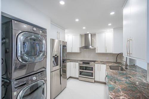 Primary Photo - 3610 S Ocean Blvd