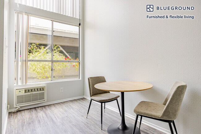 Foto del edificio - 641 Gayley Ave