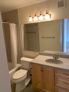 Bathroom - 2020 N Lincoln Park W
