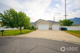 Building Photo - 9385 Tortellini Dr
