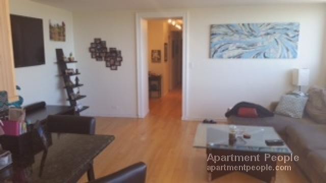 Foto del edificio - 3950 N Lake Shore Dr