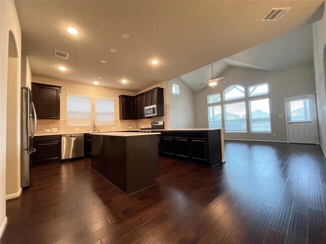 Foto del edificio - 109 Rebel Red Rd