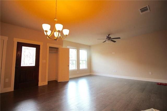 Building Photo - 209 Lily Ln