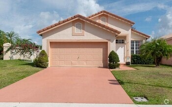 Building Photo - 608 Lake Wellington Dr