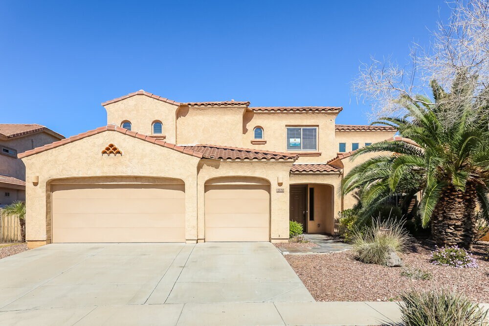 Foto principal - 2120 W Eagle Feather Rd