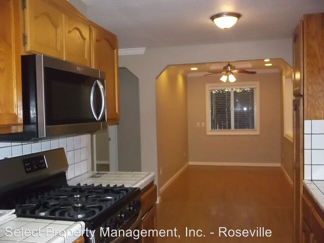 Building Photo - 4 br, 2 bath House - 8162 Briar Way