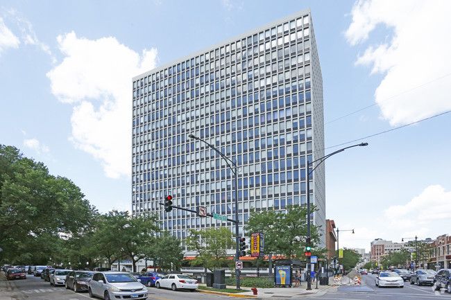 Building Photo - Lincoln Park Condos