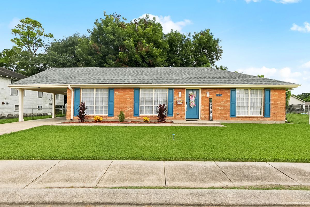 Foto principal - 839 Behrman Ave