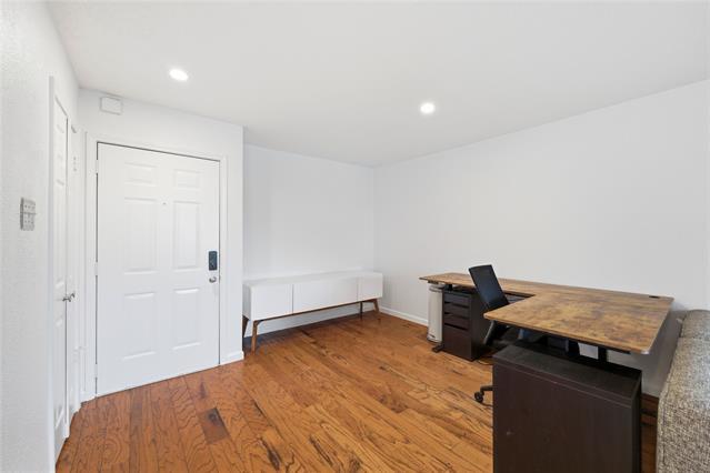 Foto del edificio - 4837 Cedar Springs Rd