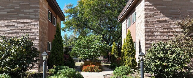 Foto del edificio - Faircrest Apartments