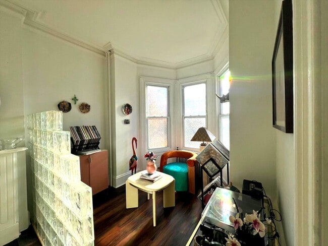 Building Photo - 118 Clinton Ave