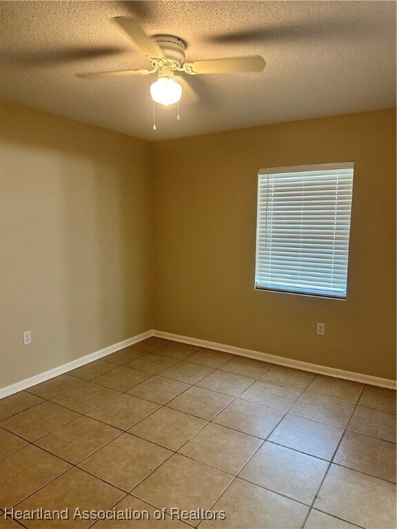 Foto del edificio - 3303 Astoria Ave