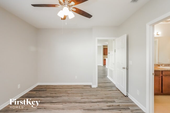 Building Photo - 644 Black Eagle Dr