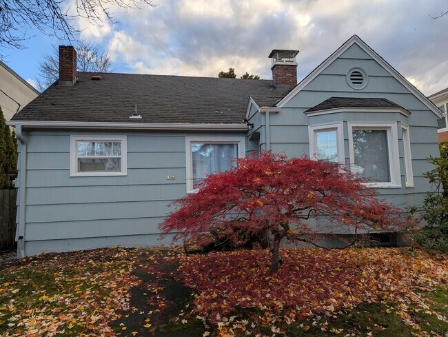 Foto del edificio - 1544 Southeast Tolman Street