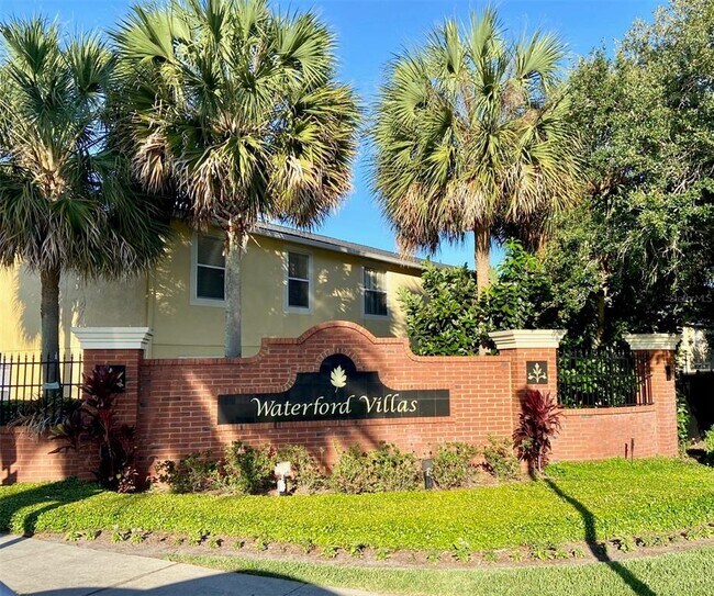 Foto del edificio - 12973 Lexington Summit St