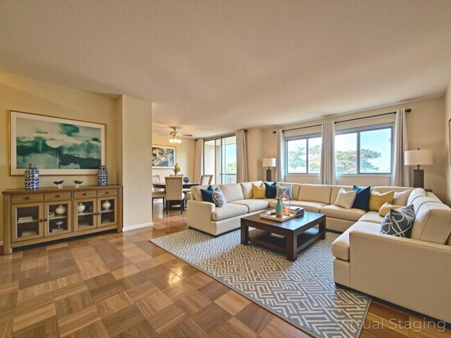 Foto del edificio - 2059 Huntington Ave