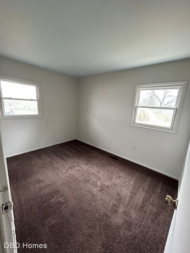 Foto del edificio - 3 br, 1 bath House - 2817 Larwill Ct