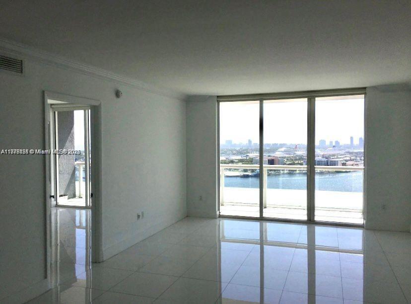 Foto principal - 50 Biscayne Blvd