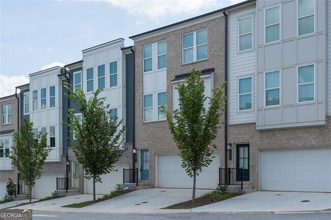 Foto del edificio - 381 Skylar Way SE