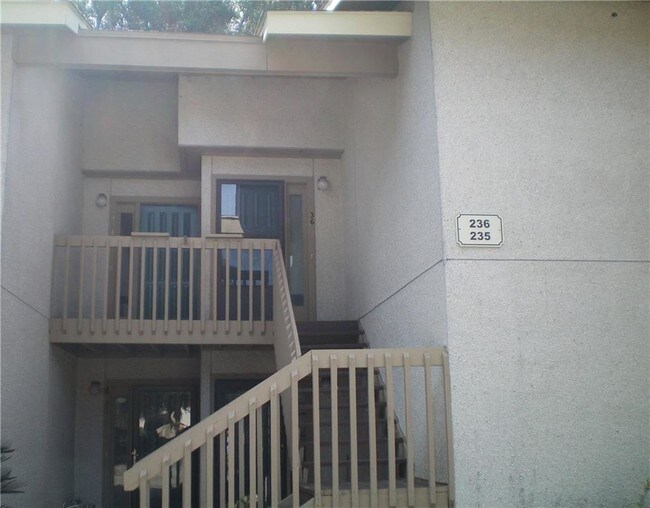 Building Photo - 236 Walmar Grove
