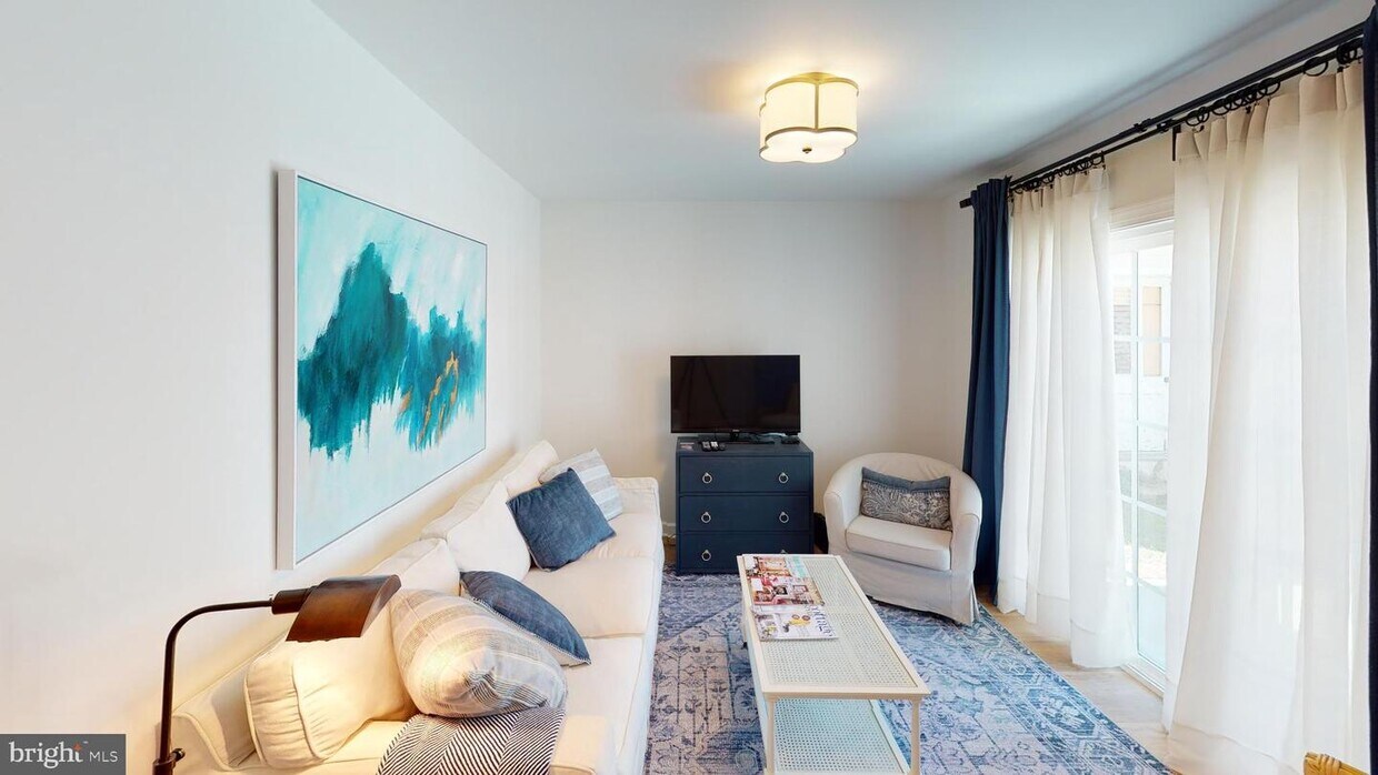 Foto principal - 104 Talbot Ln