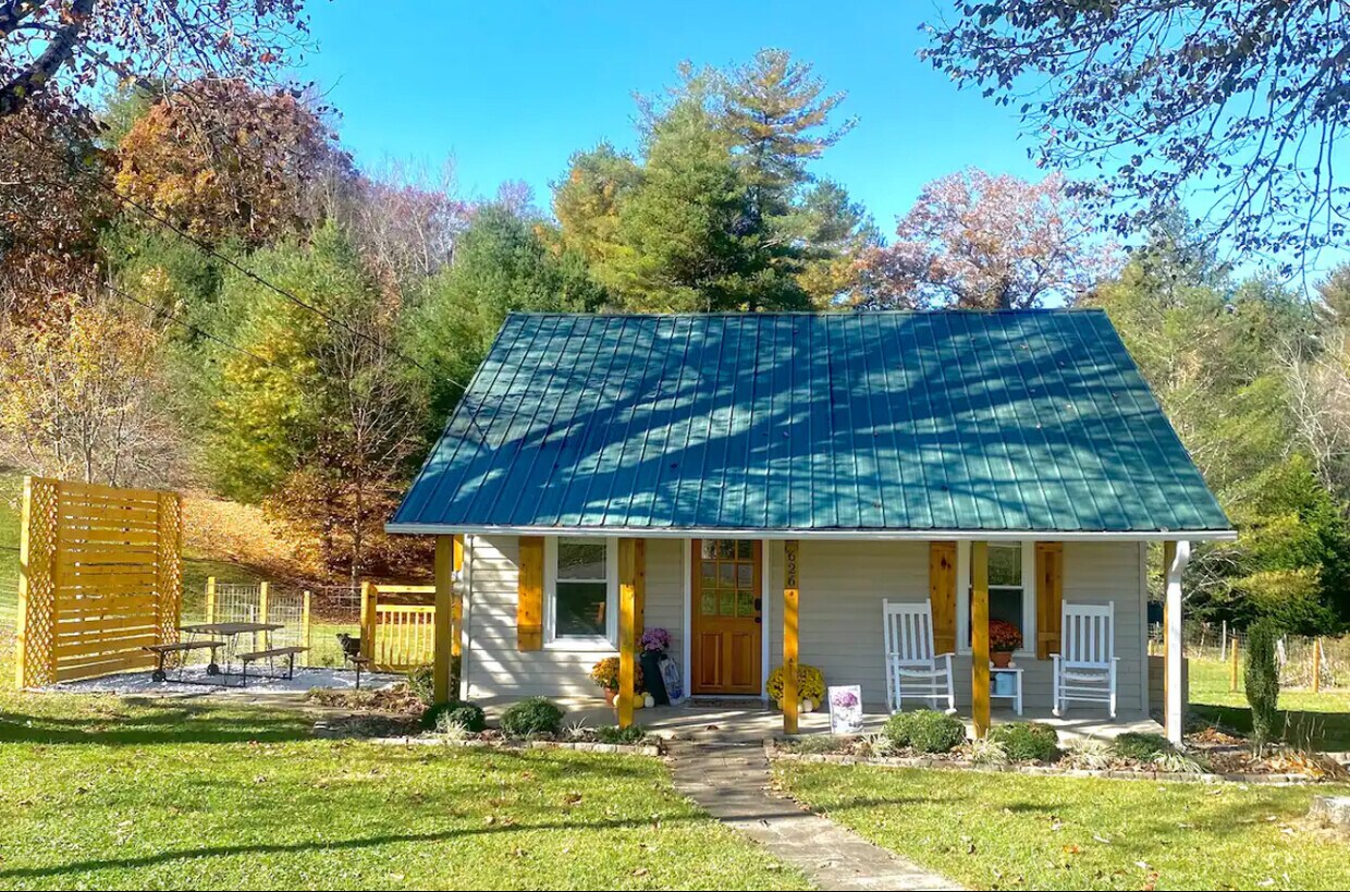 Foto principal - 626 Wolfe Rd