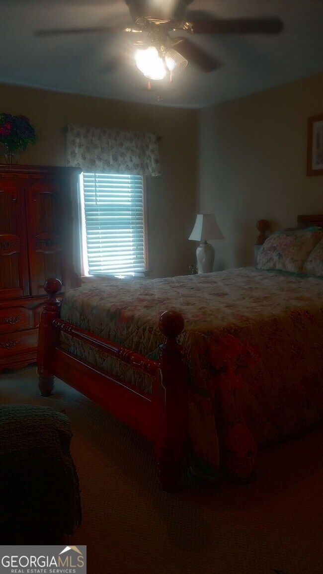 Foto del edificio - 1601 Dillwood Ct