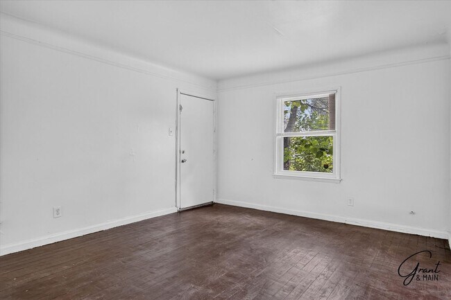 Foto del edificio - 18474 Kelly Rd