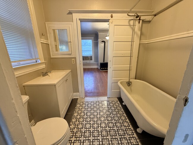 Building Photo - 1710 16th St