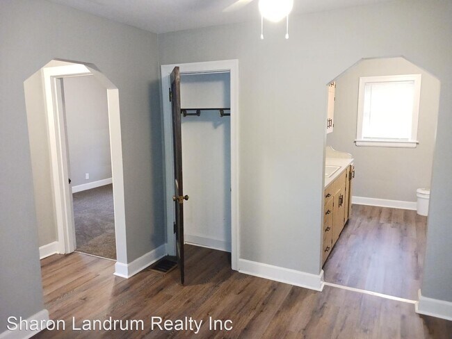 Building Photo - 2 br, 1 bath House - 106 S. Arbor Park