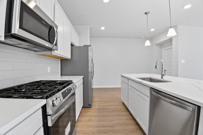 Foto del edificio - 2615 Ryon Falls Dr