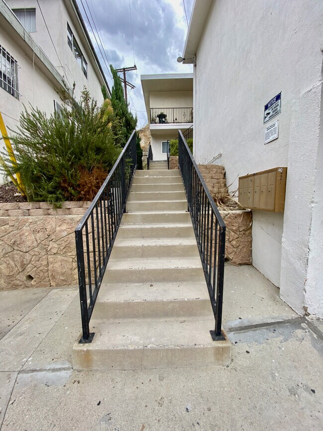 Building Photo - 4341 Don Tomaso Dr