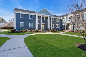 Building Photo - 306 Deal Lake Dr