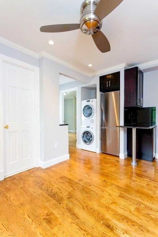 Living room - 396 E 10th St