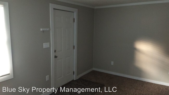 Foto del edificio - 1 br, 1 bath House - 315 E. 8th St.