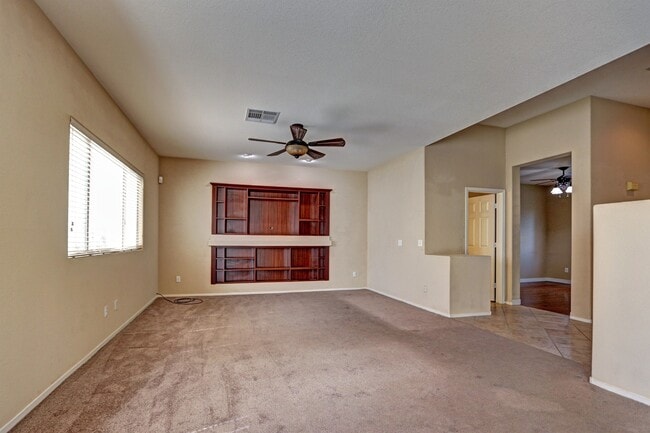 Building Photo - 2907 Crackling Leaves Ave