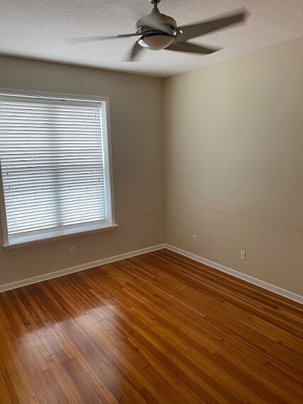 Foto del edificio - 108 W 5th St