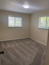 Building Photo - 6407 Harvey Dr