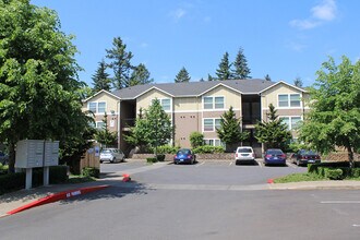 Building Photo - 683 NE 162nd Ave