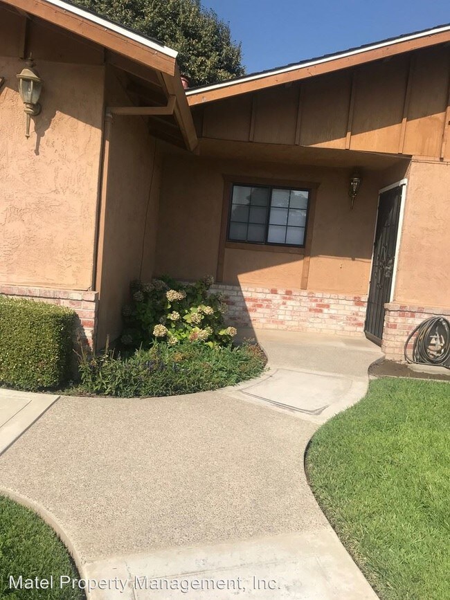 Foto del edificio - 3 br, 2 bath House - 4817 ALYSSA AVE