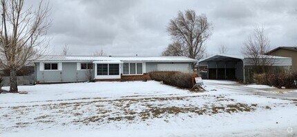 Building Photo - 507 Meadowlark Dr