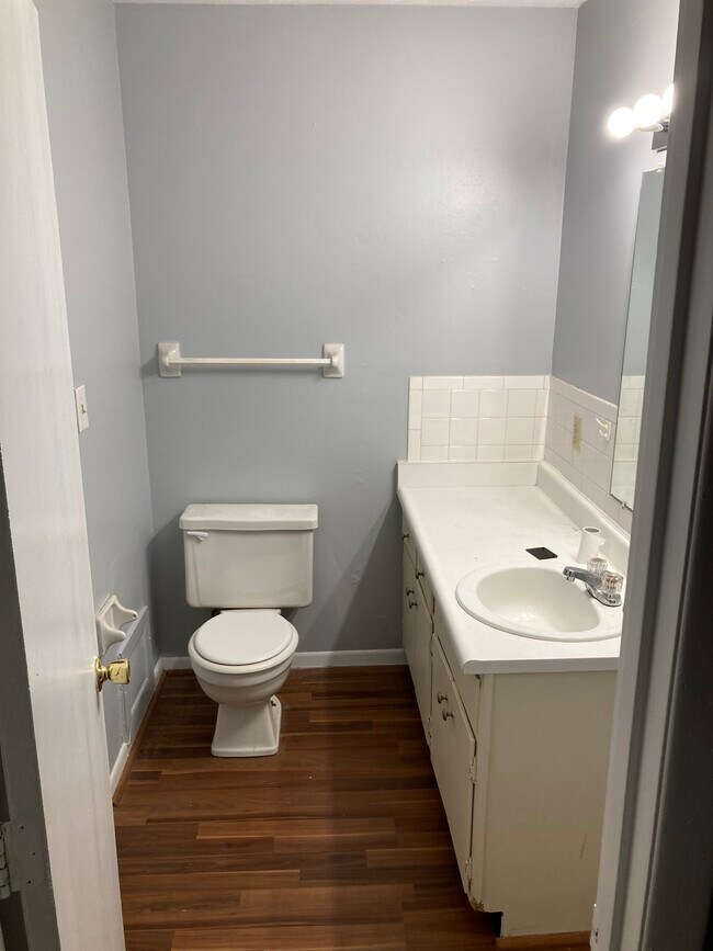 Building Photo - 7709 Brams Hill Dr